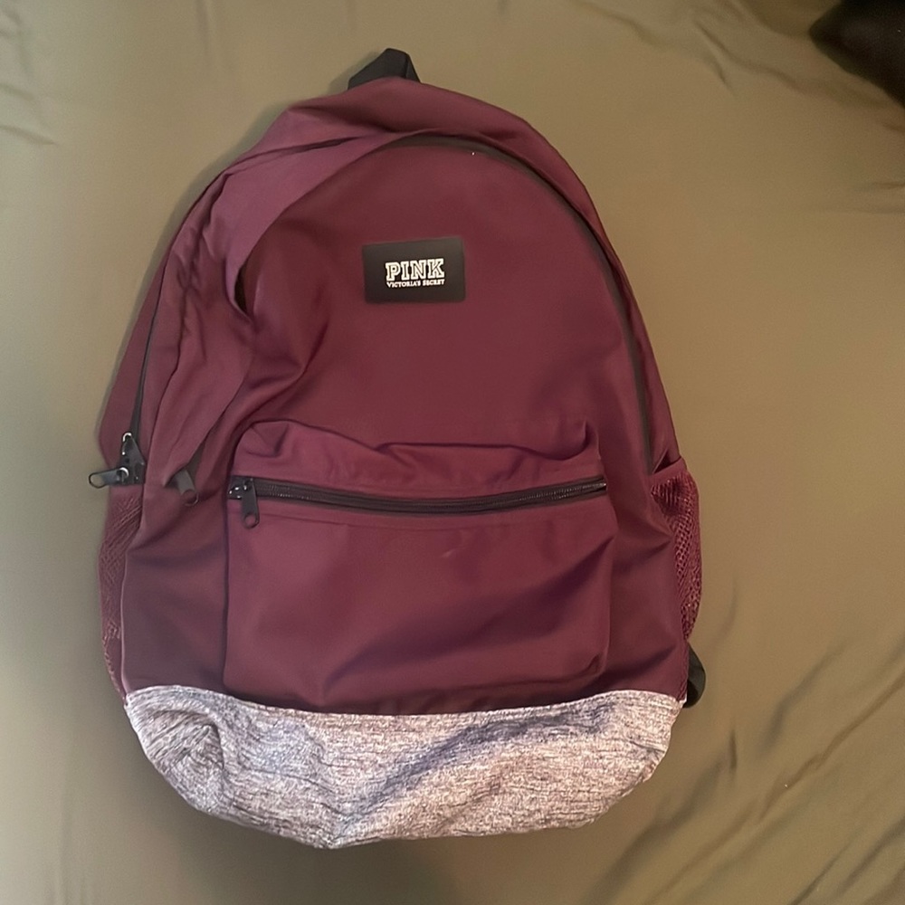 VS pink backpack